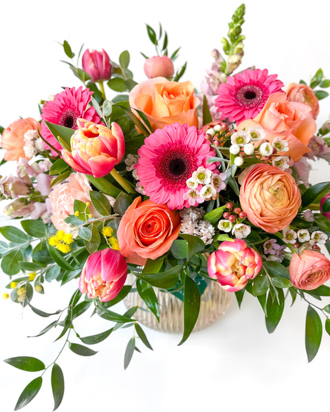 Gigil Mix • In a Vase • Available 2/11 through 2/14 • Valentine's