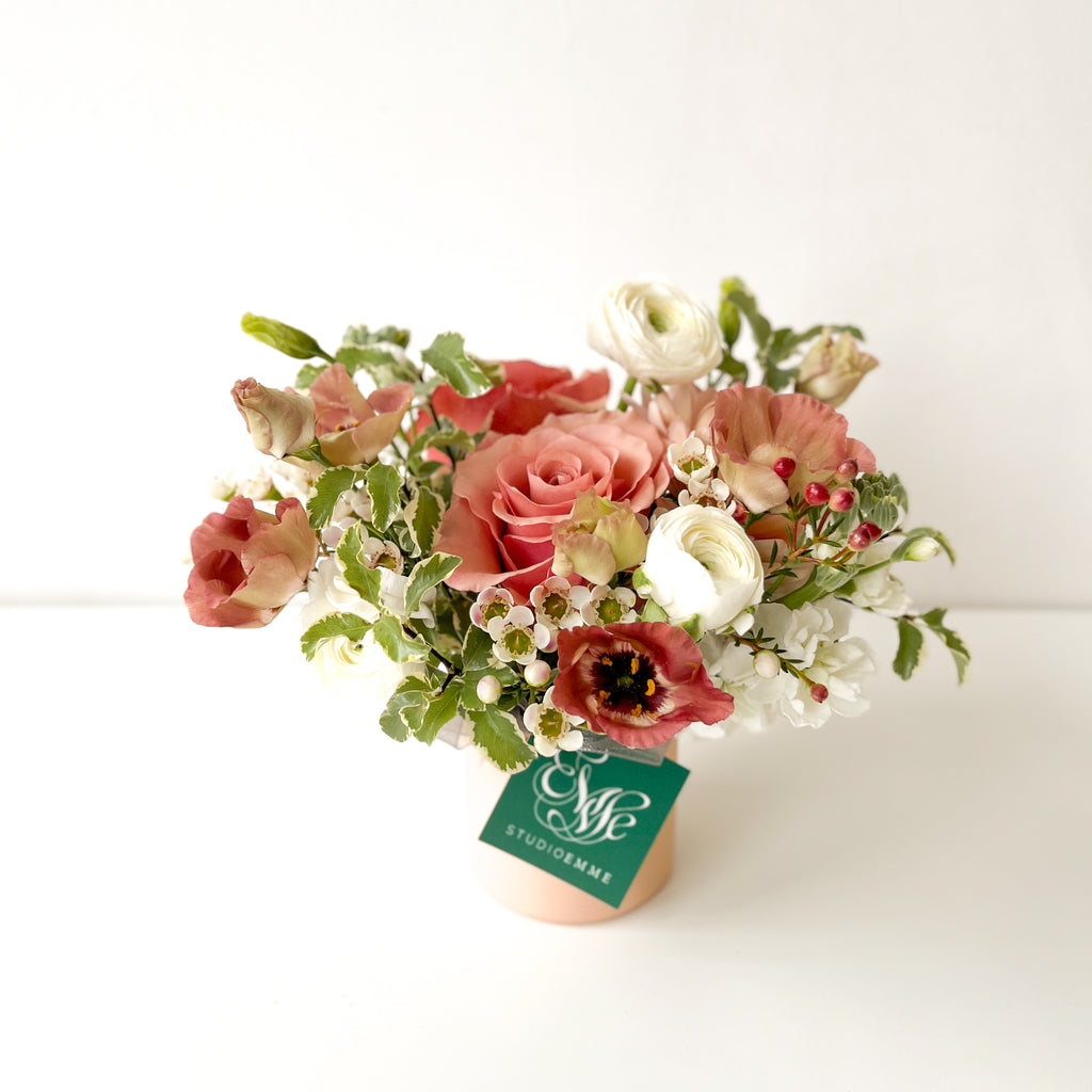 flowers_New! Hera Mix • In a Vase • Available 02/09 through 02/14.