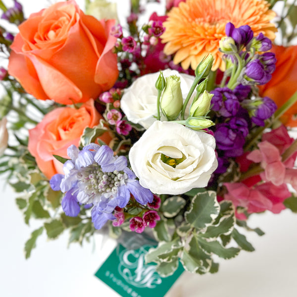 Pet-Friendly Mix • Seasonal • In a Vase