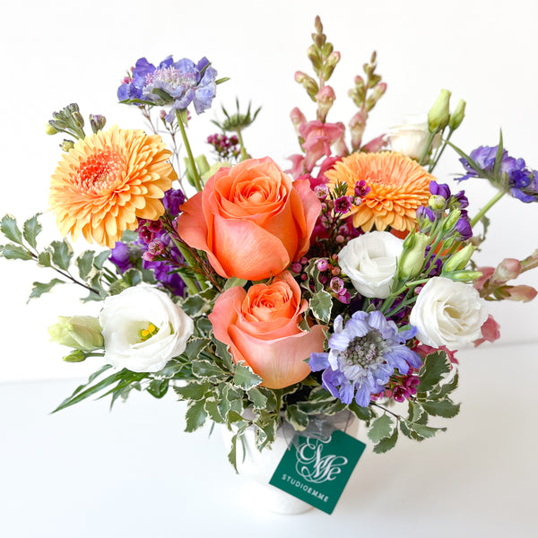 Pet-Friendly Mix • Seasonal • In a Vase