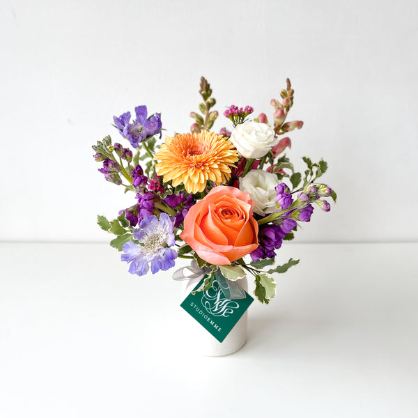 Pet-Friendly Mix • Seasonal • In a Vase