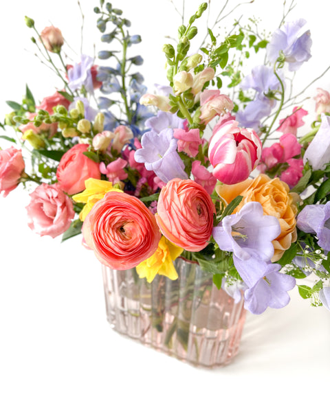 Spring Flower Therapy Session • May 27 • 6pm-8pm