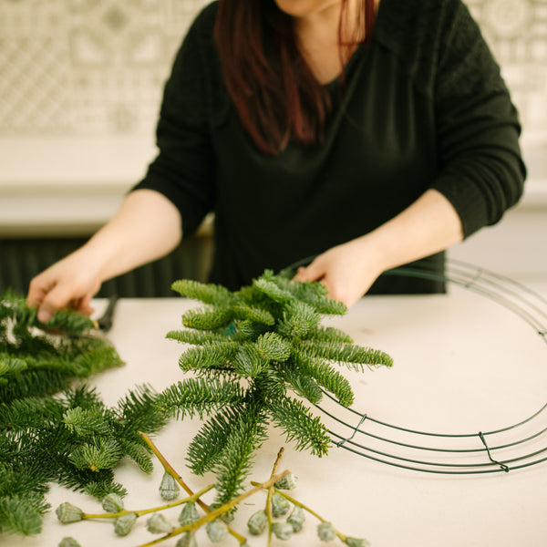Holiday Wreath Workshop • Bentley Wreath | Saturday • Dec 2 • 6-8pm | Edina