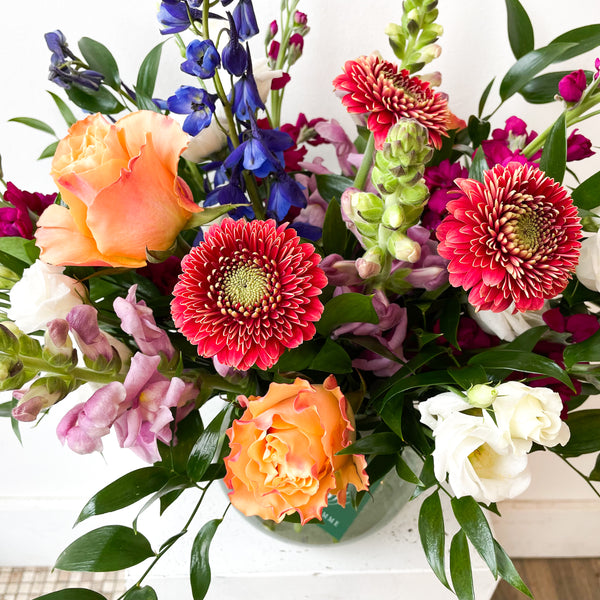 Colorful Mix • Seasonal • In a Vase